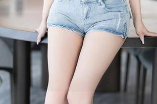 语画界 - 杨晨晨sugar学妹的图包，真有点让人小心脏不太稳啊，不说了，先收藏！