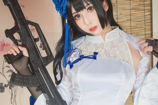 雯粥粥i的女仆黑丝精选，穿得那么好看，真的是让我想和她一起打扫卫生！