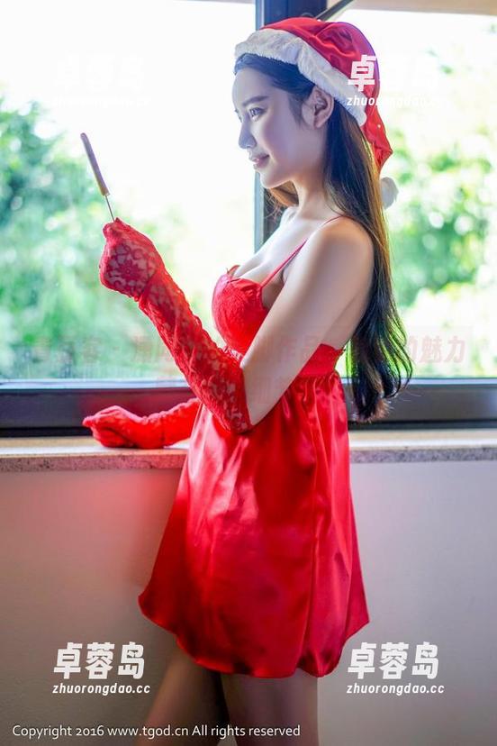 青豆客 - 潇同学的美脚作品，隐秘的魅力藏在每个细节里！-卓蓉岛